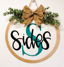 Load image into Gallery viewer, Initial with Last Name Round Doorhanger