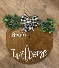 Load image into Gallery viewer, 19” Round with Greenery and Bow Interchangeable Base