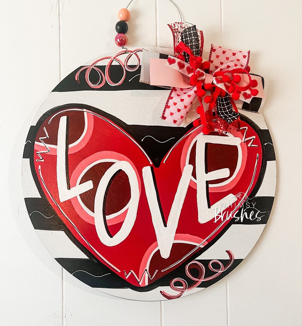 Heart LOVE Round Doorhanger